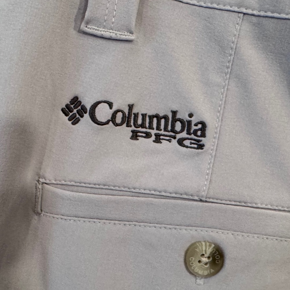 🌷🌷 PRICE ⬇️Columbia Mens 32" waist shorts - Picture 10 of 15